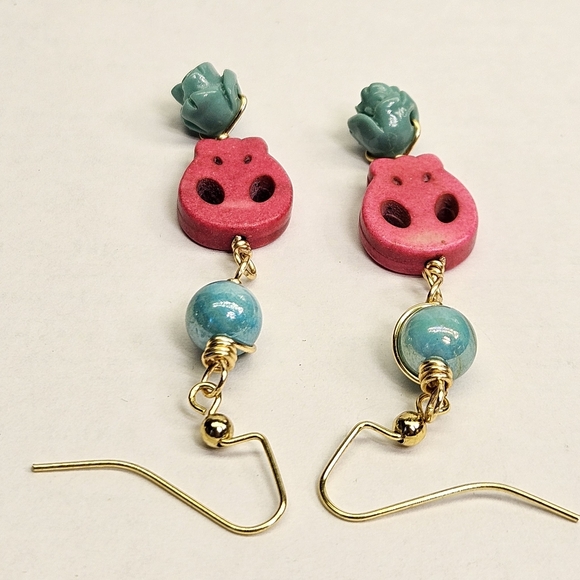Beaded Pink and Turquoise Skull Earrings - Picture 4 of 6